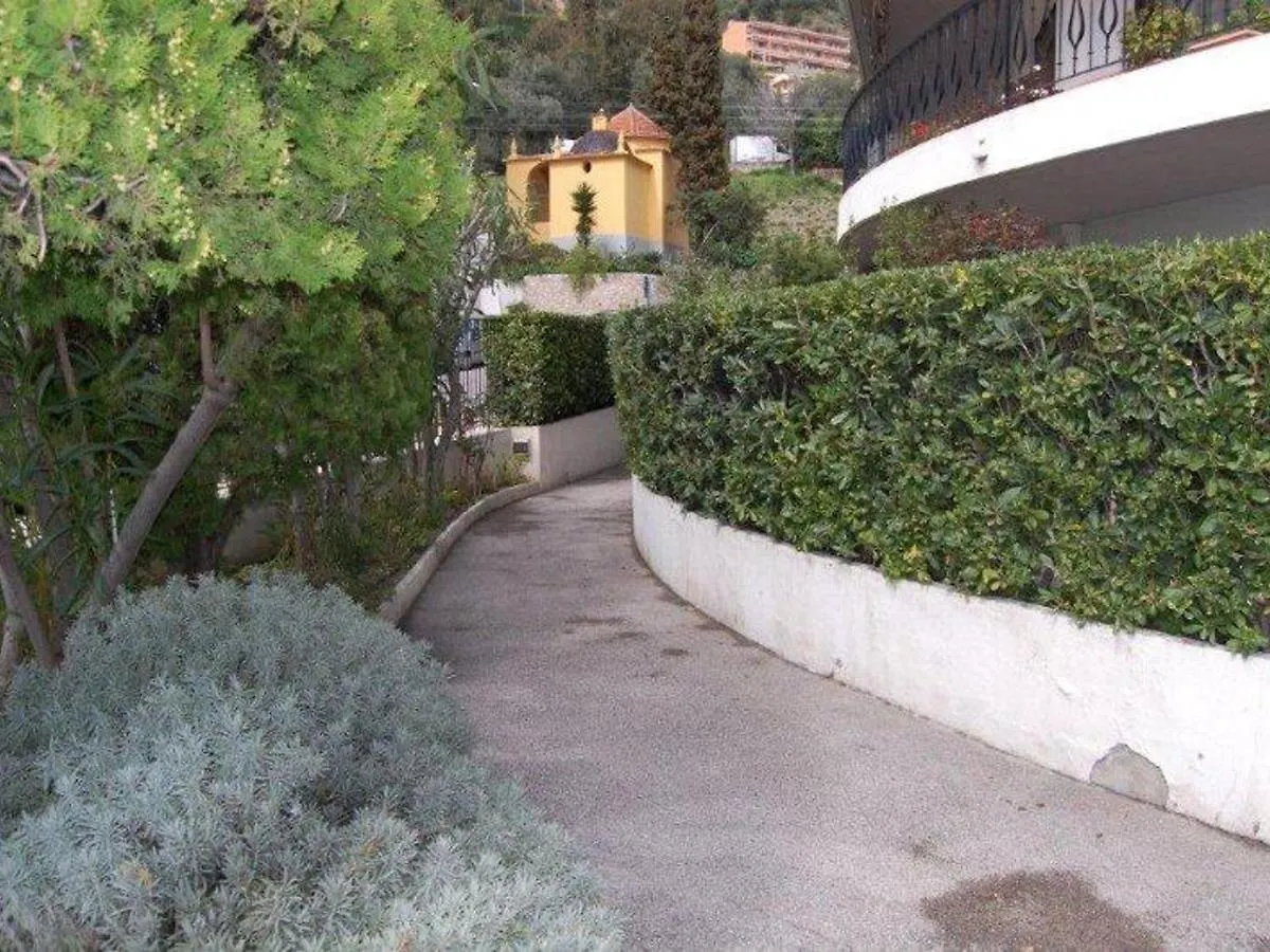 Grand Studio Avec Terrasse, Proche Plages Et Centre-Ville, Menton - Fr-1-196-328 Franciaország